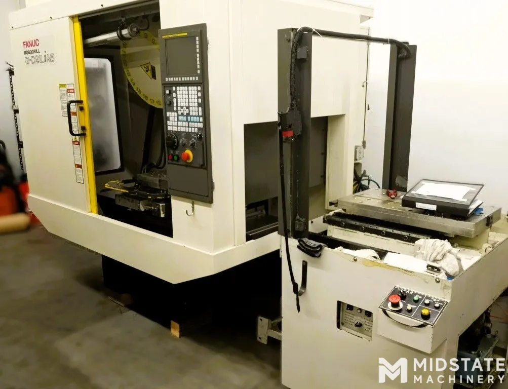 Fanuc Robodrill D21LiA5 Drilling & Tapping Center, New in 2012