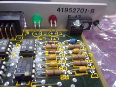 USED Universal Instruments 42004705-F