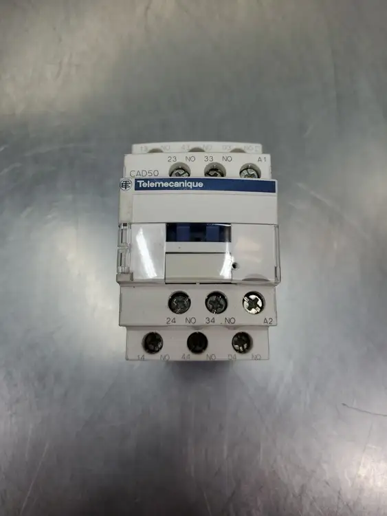 Used Telemecanique CAD50 Control Relay Contactor, 10A, 690V, 50/60HZ Relays & Switches | Palmetto Automation #1155796