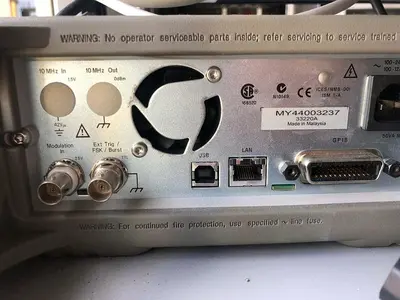 AGILENT 33220A ARBITRARY WAVEFORM GENERATOR