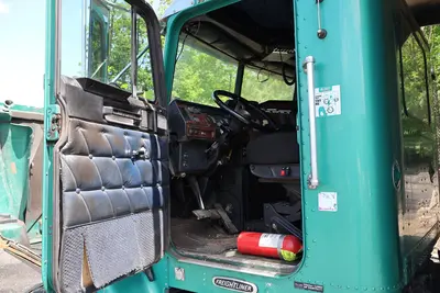 Used 2000 FREIGHTLINER FLD112 Dump trucks Pennsylvania US | Proxy Equipment #1378318