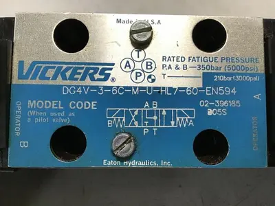 USED VICKERS DG4V-3-6C-M-U-HL7-60-EN594