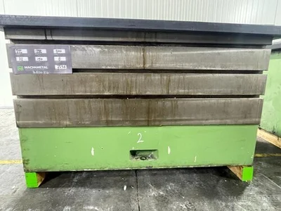 USED 2006 CORREA BOX TABLE