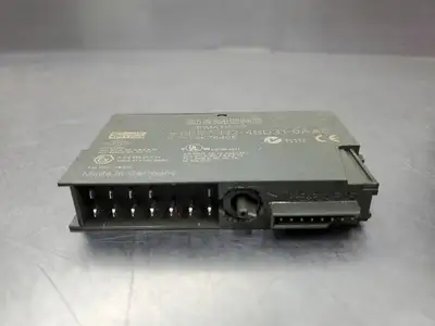 USED Siemens 6ES7132-4BD31-0AA0 Simatic S7 Output Module