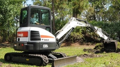 USED 2025 Bobcat E35I