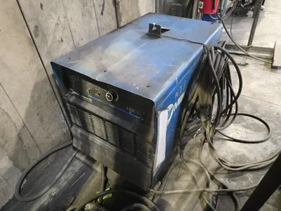 Miller Deltaweld 652 Welder w/ 60 Series Wire Feeder (LOCATION: Batavia, OH)