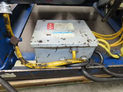 Used VESTIL _UNKNOWN_ Misc Lifts Indiana US | Arrow Industrial #1412088