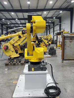 USED FANUC M-710IC/70
