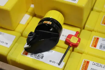 SANDVIK C4-DDJNL-27050-11 Tool Holder | Levy Recovery Group (2)