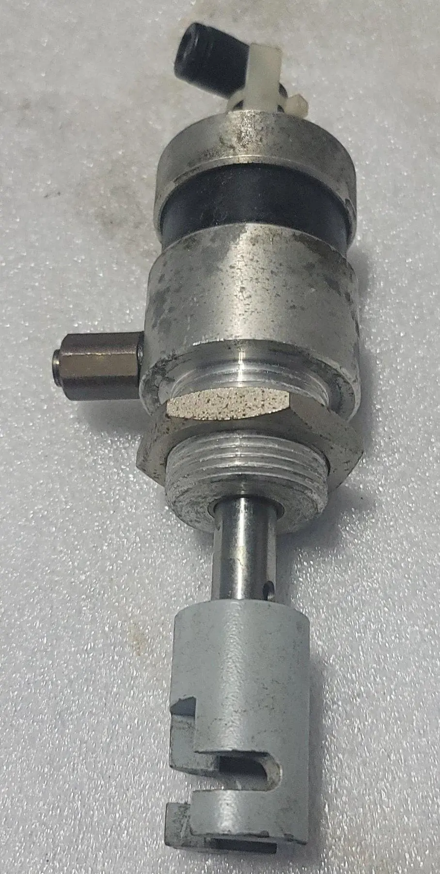 USED Valvaut 01DE4150