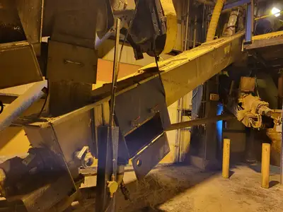 Pulp Thickener w/ 2 x Discharge Screw Conveyor