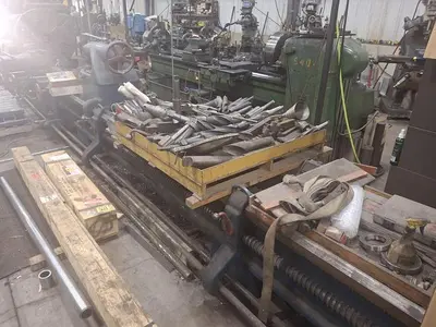 American Engine lathe, 40" x 300", 22" SOCS, 40 HP, 750 RPM, ID17808