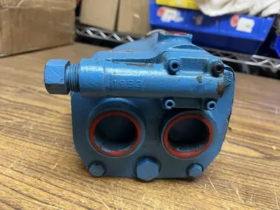 USED VICKERS PVB10-RSY-31--CM-11