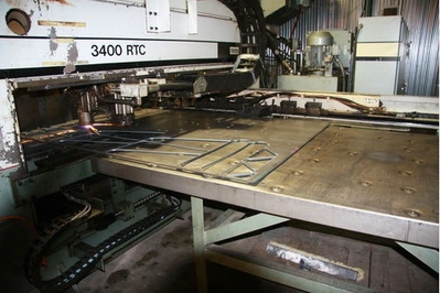 USED 1996 WHITNEY 3400