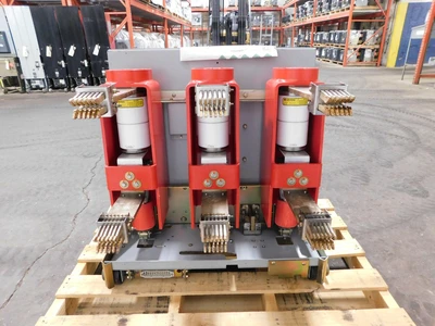 Used Square D V5D3153Y000.A Circuit Breakers Ohio US | Equipment Recovery Corp. #1330594