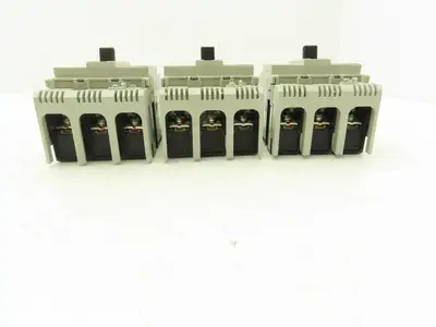 Fuji BW50RAGU3P030 3-Pole Auto Circuit Breaker 30A 500V 3Ph Molded Case Lot of 3