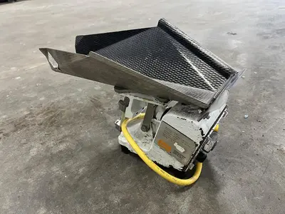 Used 1995 ERIEZ MFG. CO. KHS-5 Vibratory Conveyors British Columbia CA | Steep Hill Equipment Solutions #1354968