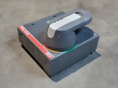 NEW ABB KT5RH