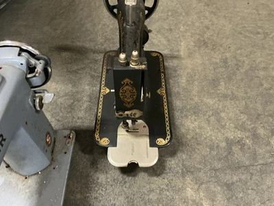 Used _UNKNOWN_ _UNKNOWN_ Sewing Equipment Michigan US | Miedema Asset Management Group #1324038