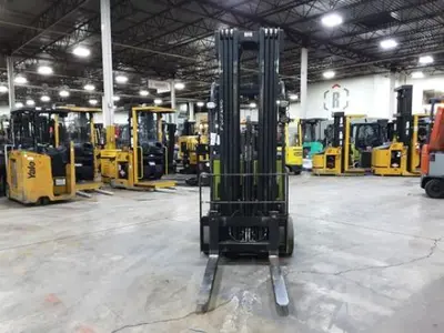 USED 2020 CLARK TMX25