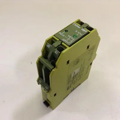 USED PILZ PNOZZ2S