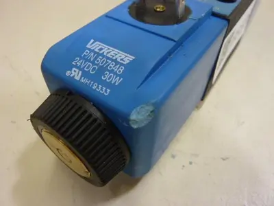 USED VICKERS DG4V32NMUH760