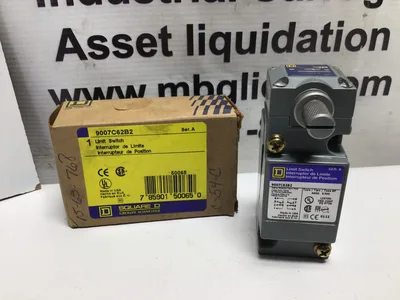 NEW SQUARE 9007C62B2 SIDE ROTARY LIMIT SWITCH TYPE 6P A600 R300