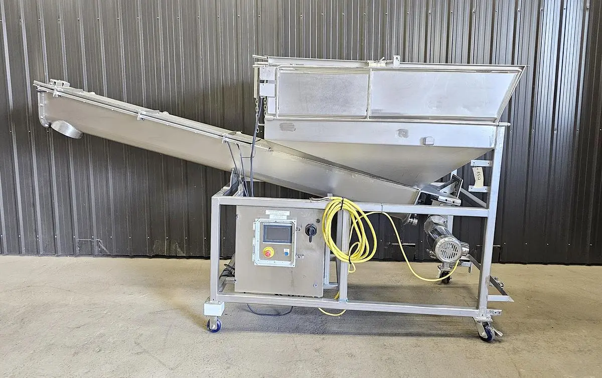 Used Screw Conveyor, 9” diameter x 108” long, Variable Speed