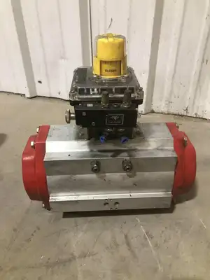 Flow-Tek 93-1603-113A0-532 Pneumatic Actuator w/ Monitor 140PSI