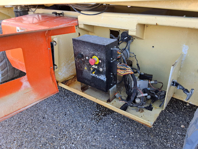 USED 2014 JLG 4069LE