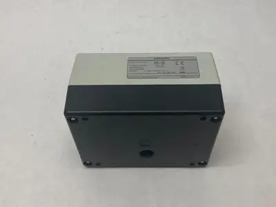 USED SIEMENS PUSHBUTTON ENCLOSURE ASSEMBLY W/ 2X WHITE ILLUMINATED PUSHBUTTONS