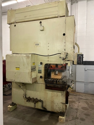 USED 1981 CINCINNATI 75 OBS