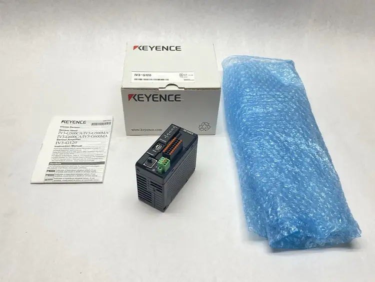 Used KEYENCE VISION SENSOR COMPACT MODEL SENSOR AMPLIFIER Sensors Michigan US | Maverick Industrial Sales #1092126