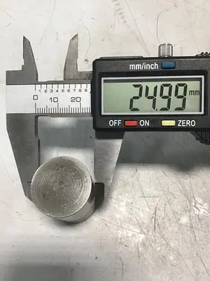 USED VICKERS 25-D10-30