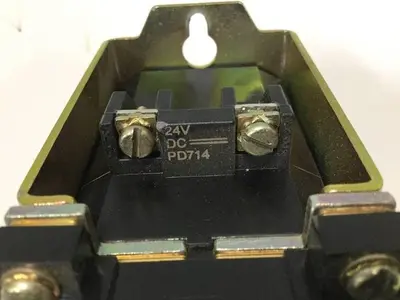 USED ALLEN BRADLEY 700DC-P200Z24