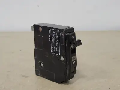 USED SQUARE D QO130