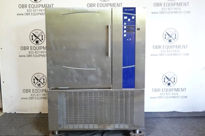 2018 ELECTROLUX 10 PAN ELECTRIC AIR-O-CHILL REACH IN BLAST CHILLER /FREEZER MODEL A0FS102CU