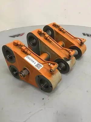 USED CINCINNATI MILACRON 3927600