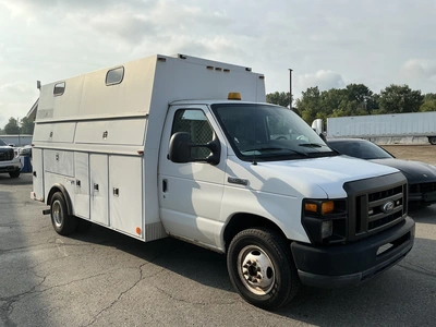 Used 2009 FORD CUTAWAY Cab Chassis trucks Michigan US | Miedema Asset Management Group #1341091