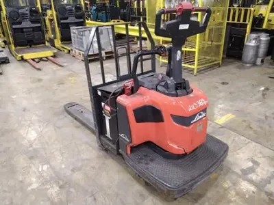 USED 2021 LINDE EWR30