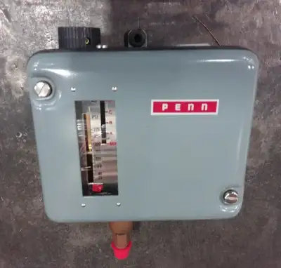 NEW JOHNSON CONTROLS P80ABA-4