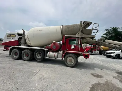 Used 2015 OSHKOSH S2346 Concrete Mixer Trucks Delaware US | Proxy Equipment #1388932