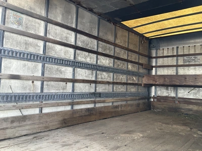 USED 2006 GMC W4500