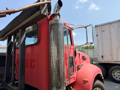 Used 2005 PETERBILT 335 4X2 Rolloff Trucks Indiana US | Miedema Asset Management Group #1436988