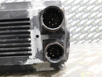 Allen Bradley 1326AB-B520F-21-K5 AC Servo Motor Ser. C 13.0/116 Nm/LB.IN. Used