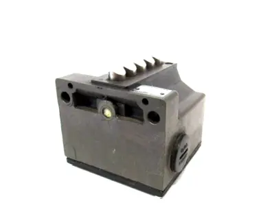 NEW BALLUFF BNS-543-B05-D12-61-12-10 LIMIT SWITCH BNS543B05D12611210