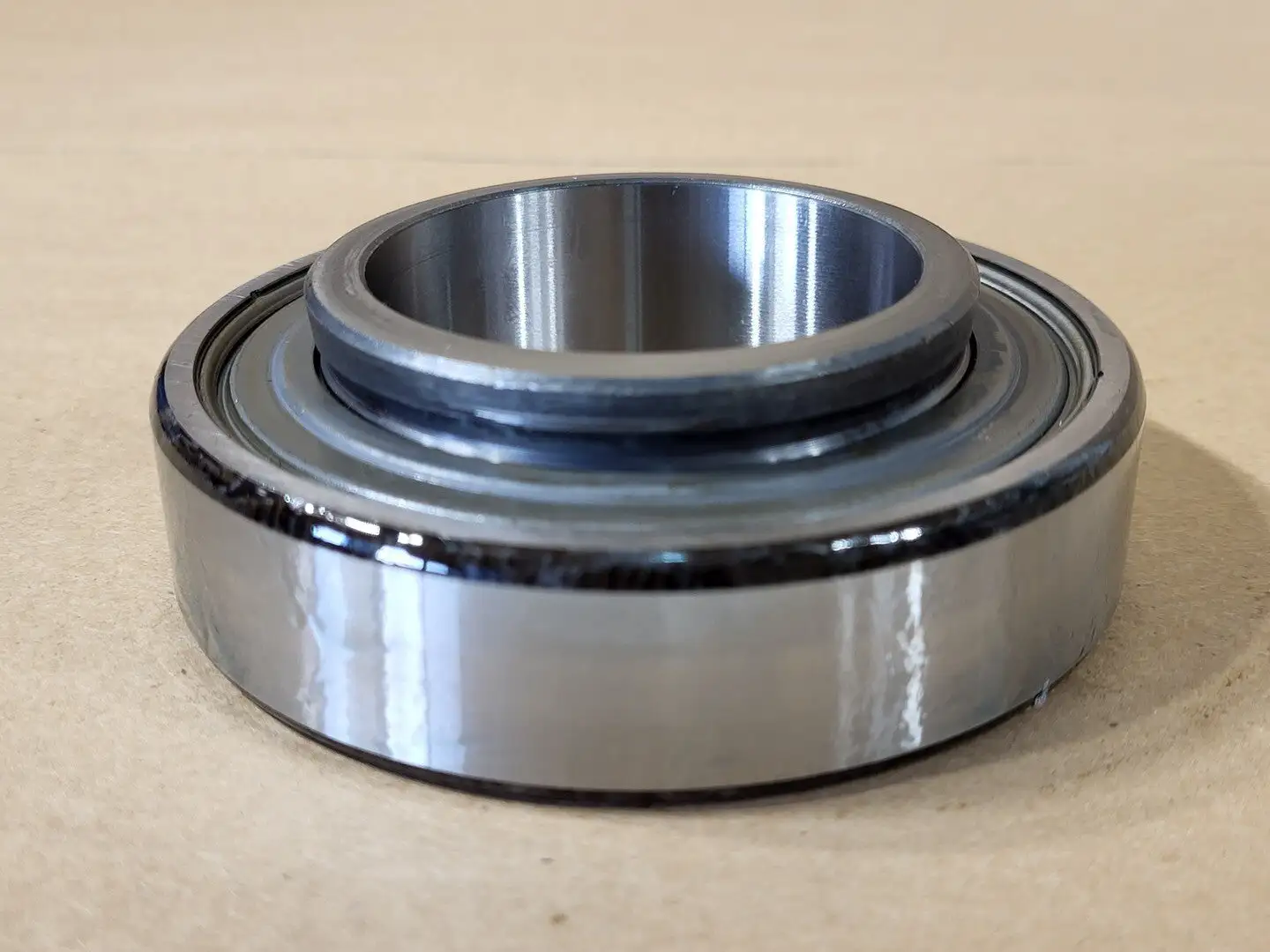 NEW TIMKEN RA203RR