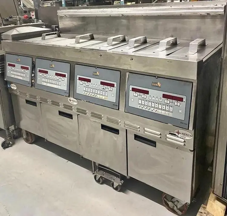 Used HENNY PENNY LVG-204 FFSS Cookers / Coolers / Fryers British Columbia CA | Surrey Food Equipment #434543