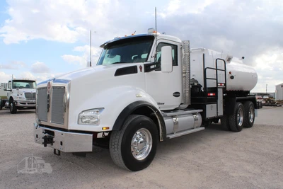 Used 2015 KENWORTH T880 Vacuum Truck Texas US | Roll Off Truck World #1491838
