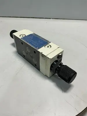USED VICKERS DGMCRC-5-BT-FH-AY-AH-B-30J